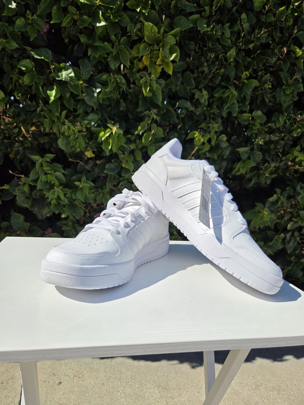 Adidas Entrap Triple White Sneakers Men's Size 10.5 Basketball Shoes NWT